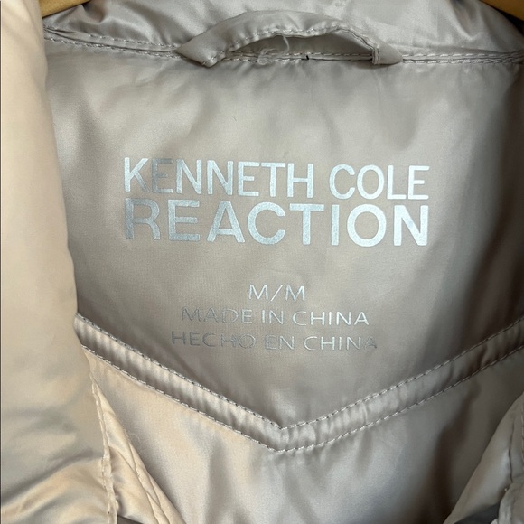 Kenneth Cole Women's Beige Lightweight Puffer Coat Size Medium - Picture 2 of 4
